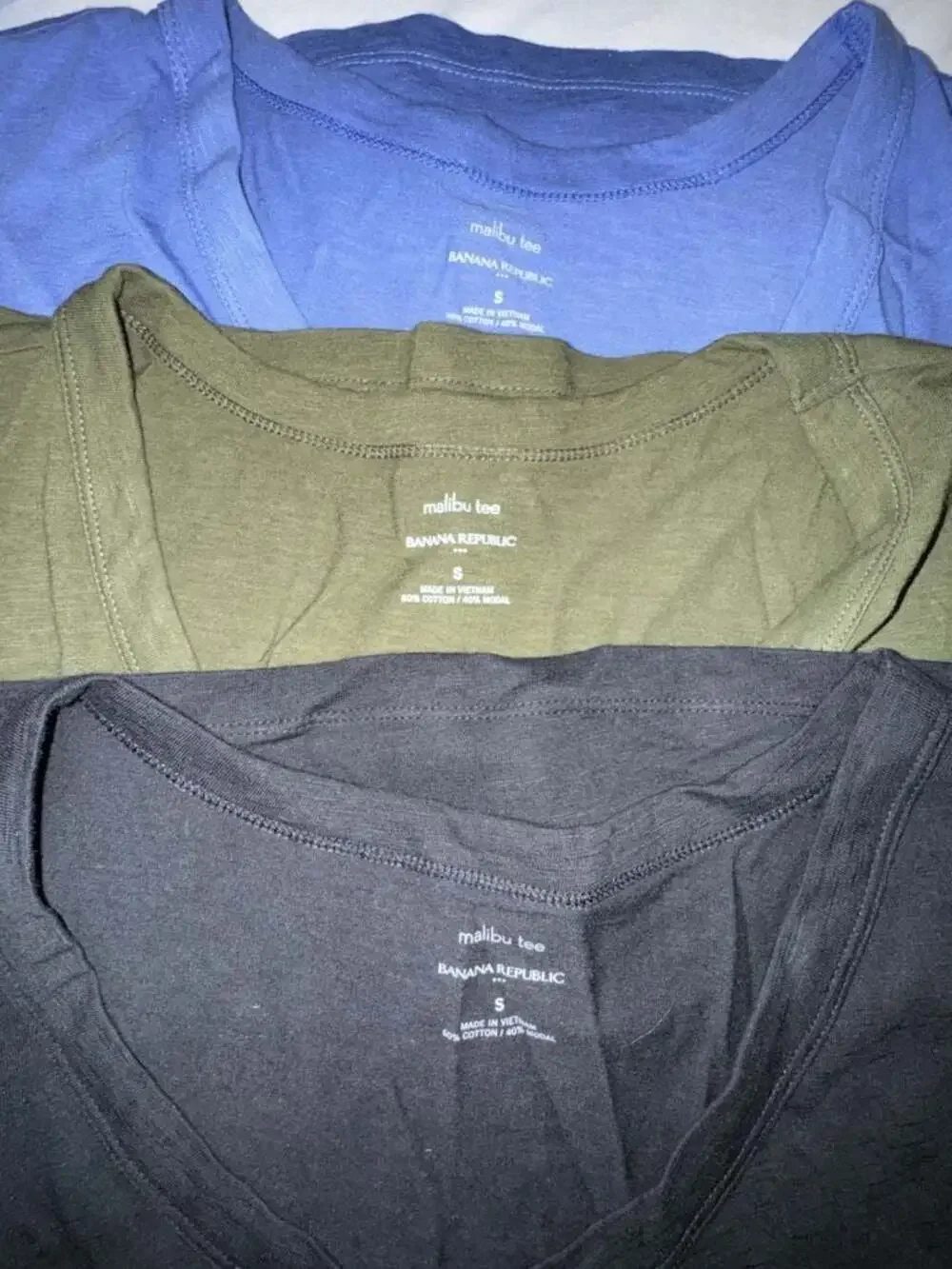 Z628 Banana Republic Malibu Tee Multi-Pack